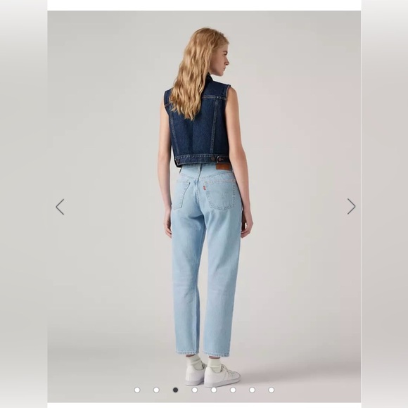 Levi's Denim - NWT Levi’s 501 high rise Original Cropped size 28x26 color Ojai Luxor Light Wash